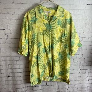 Tommy Bahama size large silk short sleeve button down shirt yellow and green